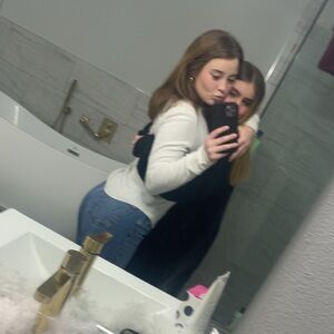 Meet your Posher, Landri